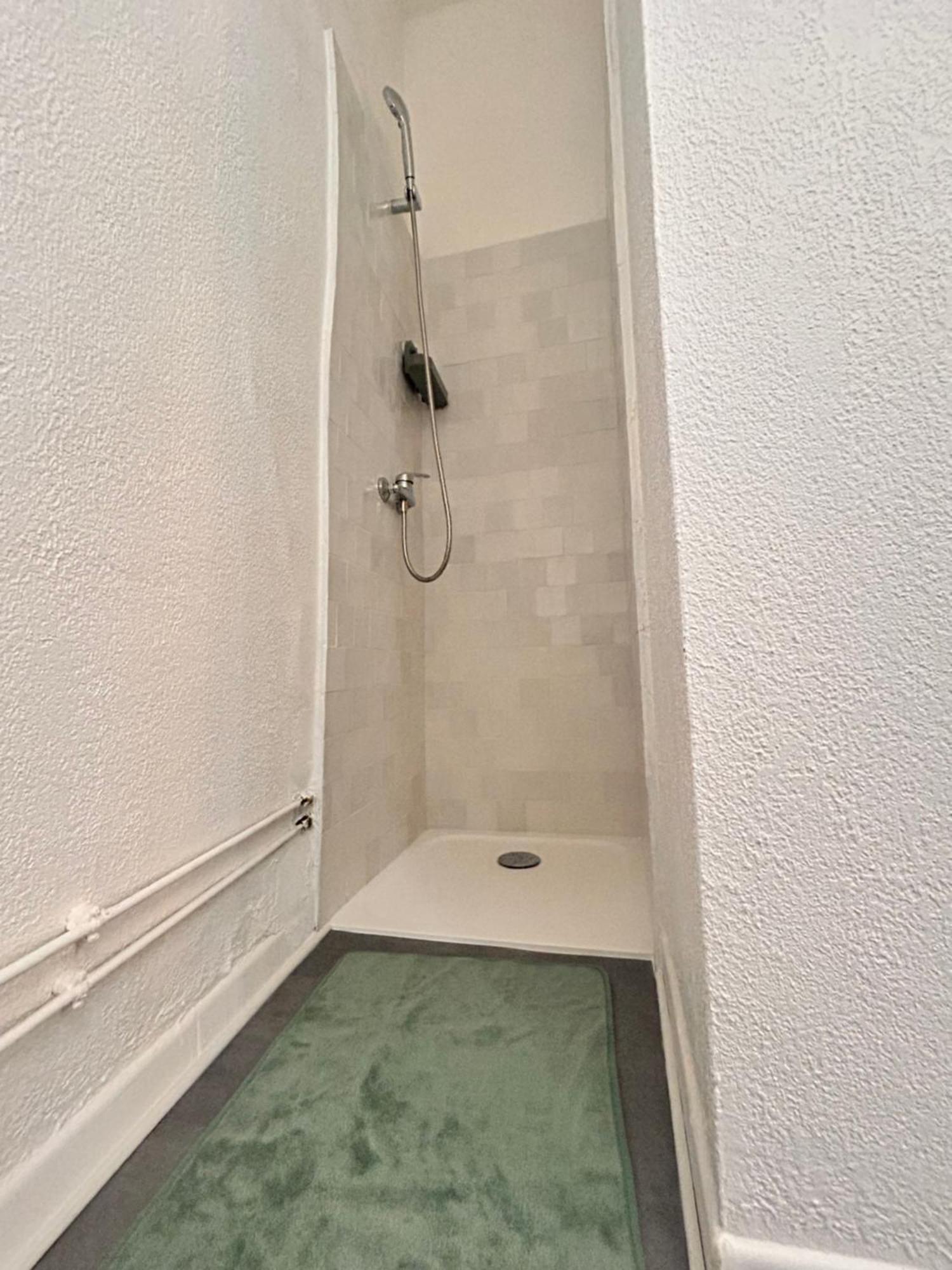 Appartement L'Abri Douillet à Montauban Extérieur photo